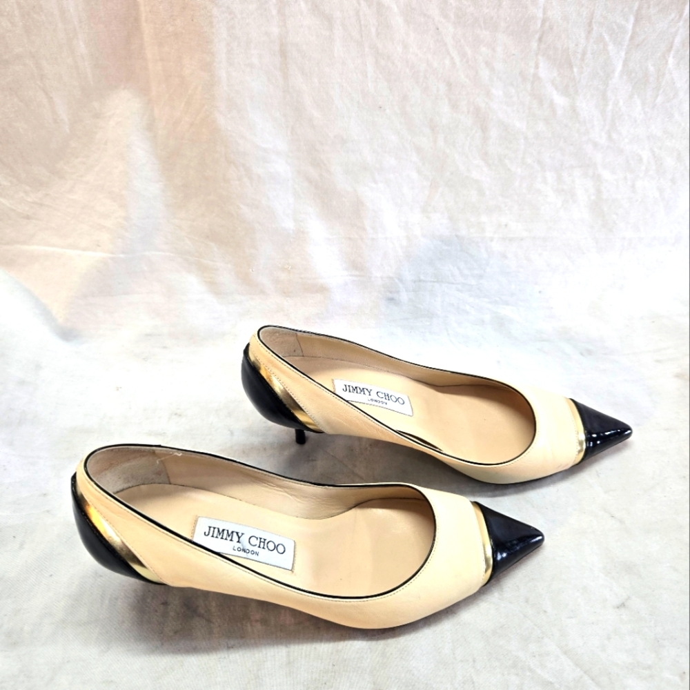 Jimmy Choo Women's 37 Kitten Pumps Cream Black Cap Toe Pointed Low Heels - Picture 2 of 5